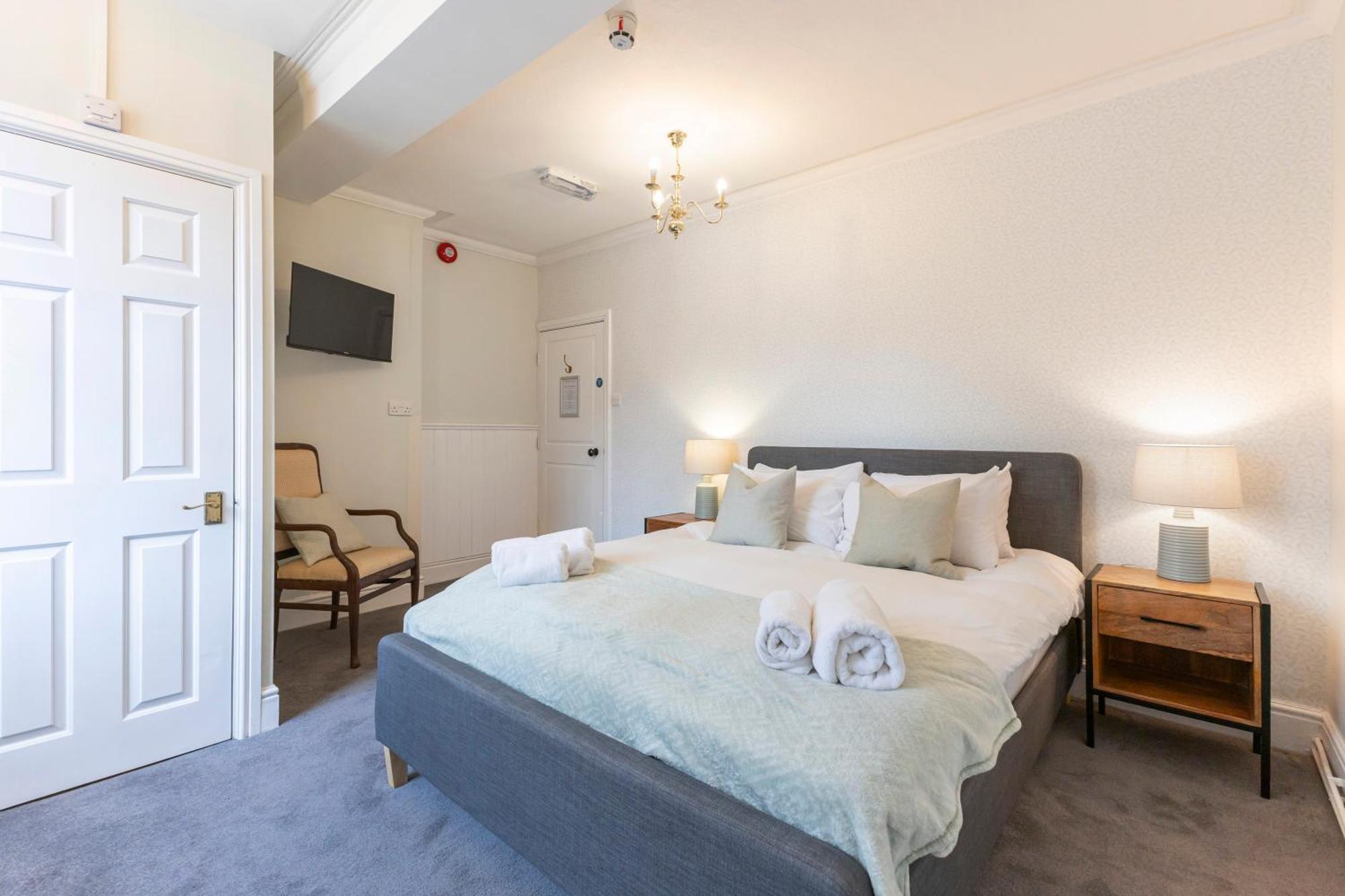 Oyo Blenheim House Otel Etwall Dış mekan fotoğraf