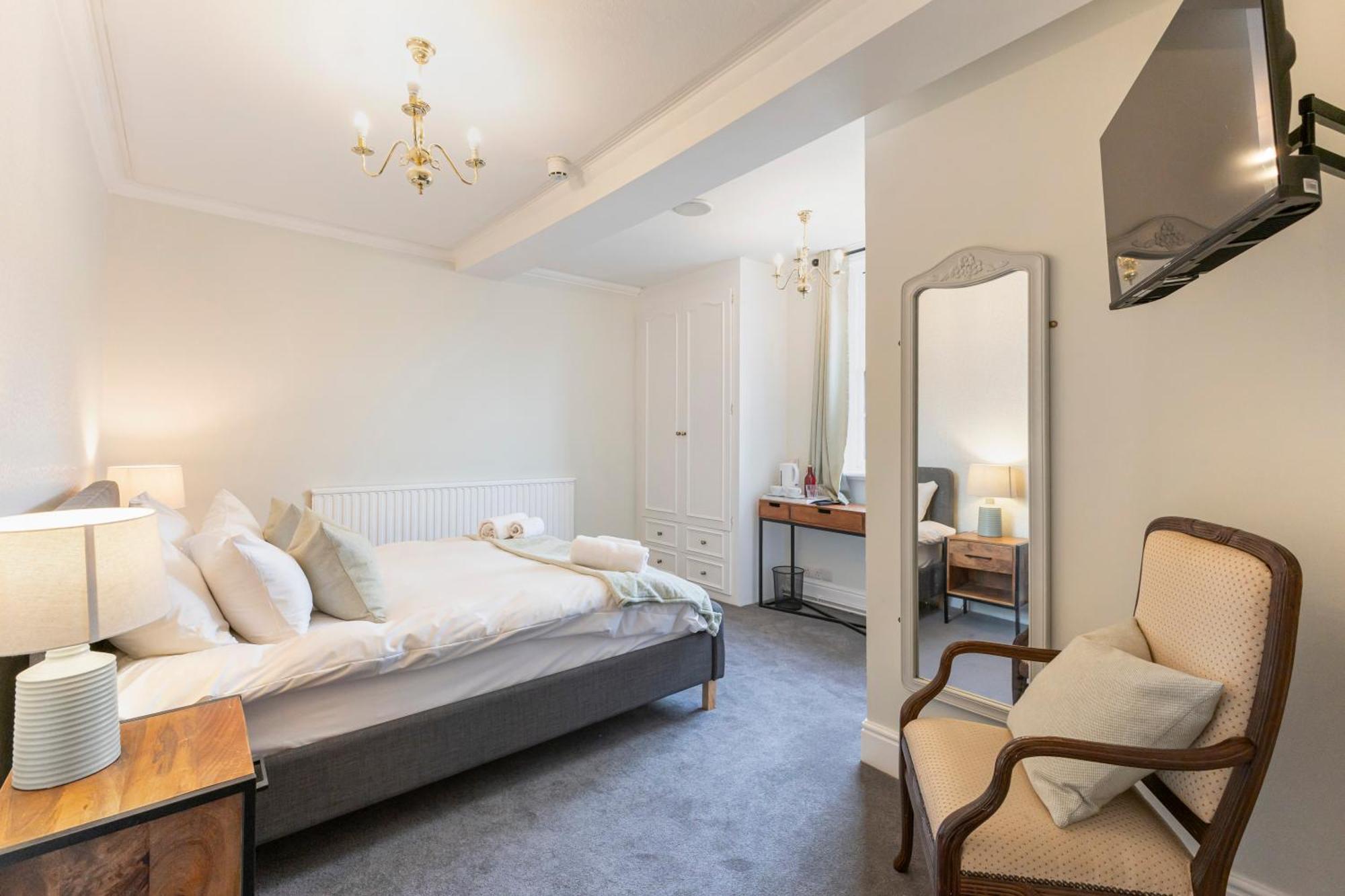 Oyo Blenheim House Otel Etwall Dış mekan fotoğraf
